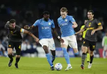 Il Napoli prova a scappare, la Roma lo riprende: 3-3 al “Maradona”