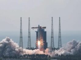Cina, lanciato un nuovo gruppo di satelliti per Internet