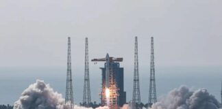 Cina, lanciato un nuovo gruppo di satelliti per Internet