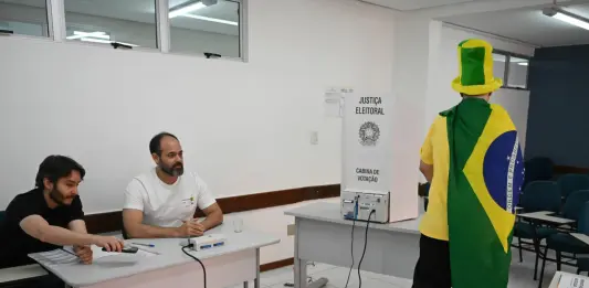 Ballottaggio in Brasile, prorogata di due ore chiusura dei seggi
