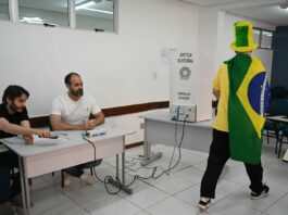 Ballottaggio in Brasile, prorogata di due ore chiusura dei seggi
