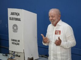 Brasile, Lula vince il ballottaggio ma Flavio Bolsonaro contesta il risultato