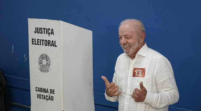 Brasile, Lula vince il ballottaggio ma Flavio Bolsonaro contesta il risultato