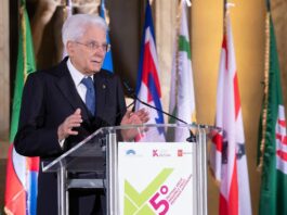 IA, Mattarella “Frenare competizione esasperata tra pochi soggetti”