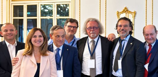 Sanità, medici di famiglia “Chiarire il rapporto tra studi e Case comunità”