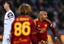 Sei gol e tante emozioni all’Olimpico, Roma batte Cagliari 4-2