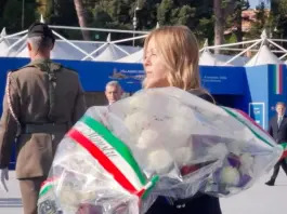 Elicottero precipitato, procura Bosnia dispone la creazione di un team per le indagini. Meloni omaggia i militari italiani morti: “Non vi dimenticheremo” / Video