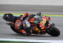 Acosta vince la sprint in Malesia davanti a Marc Marquez e Bezzecchi