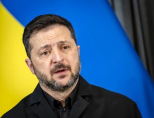 Ucraina, Zelensky “Usa anticipino consegne missili Patriot, servono adesso”