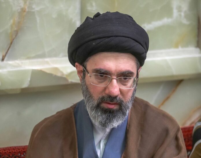 Archivio: Tehran, Mojtaba Khamenei, secondogenito del leader defunto Ali Khamenei, nominato nuova Guida Suprema dell'Iran