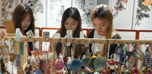 Cina, cala il PMI non manifatturiero. Stabili le attività dei servizi