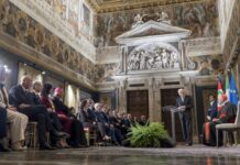 Mattarella “In tempi di incertezza il futuro va disegnato dai giovani”