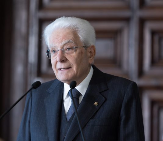 Mattarella “Ricerca e scienza salvano vite umane, contrastare credenze irrazionali e fake news distruttive” / Video