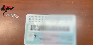 Carte d’identità elettroniche “decapitate” del microchip, scoperti tre casi nel Napoletano