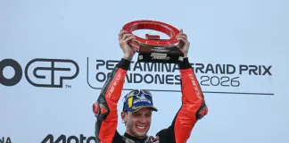 Bezzecchi trionfa nel Gp di Indonesia, podio tutto di marca Aprilia