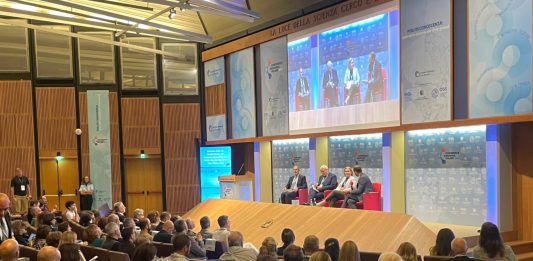 Al via la prima Conferenza Nazionale Polare su clima, geopolitica e governance