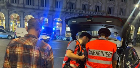 Blitz dei Carabinieri contro la microcriminalità nell’area della stazione Termini a Roma, 8 arresti