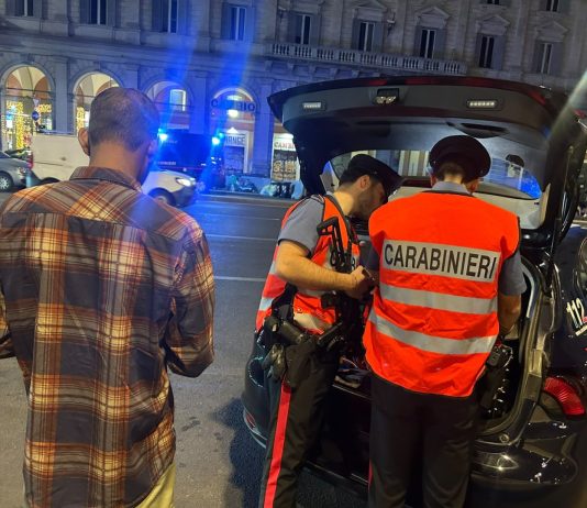 Blitz dei Carabinieri contro la microcriminalità nell’area della stazione Termini a Roma, 8 arresti