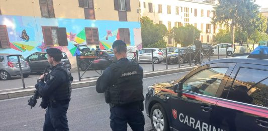 Controlli nei quartieri Corviale e Trullo a Roma, 4 arresti e 10 denunce / Video