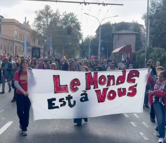 Sciopero generale, a Bologna i manifestanti si preparano a lasciare la tangenziale / Video