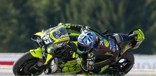 MotoGP, in Indonesia pole per Raul Fernandez su Bezzecchi, Martin 5°