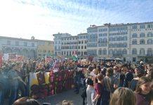 Studenti in piazza a Firenze contro i tagli all’istruzione e il dl Valditara
