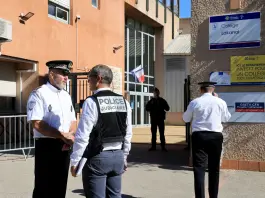 Francia, sparatoria in una scuola media di Aubagne: tre feriti, arrestato un 14enne