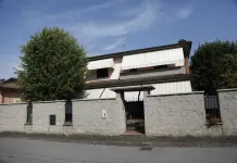 Caso Garlasco, nella relazione Ris del 2007 nessuna traccia del test negativo al sangue sui pedali della bici di Stasi