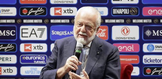 Napoli, De Laurentiis “Il club non è in vendita, voglio fare lo stadio nuovo”