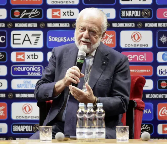 Napoli, De Laurentiis “Il club non è in vendita, voglio fare lo stadio nuovo”