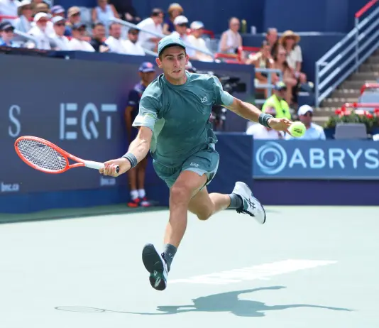 Tennis, Masters 1000 Shanghai: buona la prima per Arnaldi, Tomic sconfitto in due set