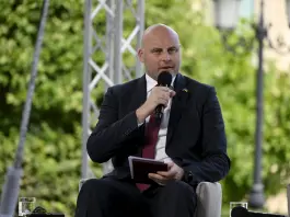 Elezioni parlamentari Lettonia, exit poll: in testa la Lista Unita del premier Kulbergs con il 35,6% dei consensi