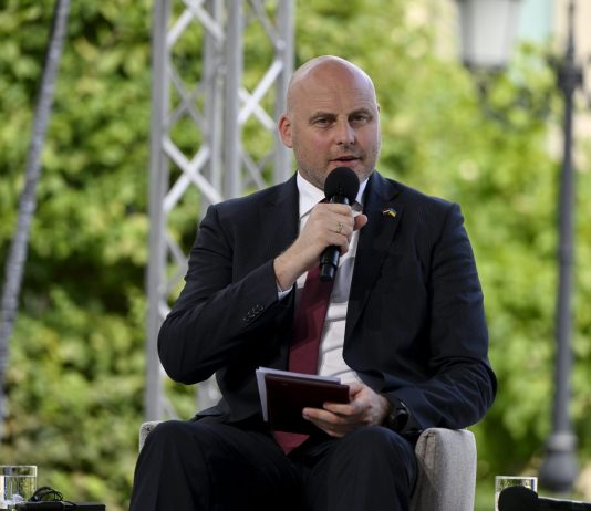 Elezioni parlamentari Lettonia, exit poll: in testa la Lista Unita del premier Kulbergs con il 35,6% dei consensi