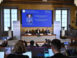 Il premio Nobel per la Fisica a Francis Halzen per la scoperta dei neutrini cosmici