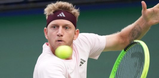Masters 1000 Shanghai, Davidovich Fokina rimonta Zverev e vola in finale