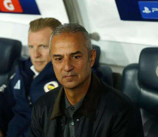 Fenerbahce accept Kartal’s resignation, Kuyt appointed interim coach