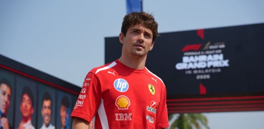 GP Bahrain, Leclerc “Sostegno verso Vasseur sempre chiaro, voci assurde”. Hamilton “Percorso graduale, abbiamo gettato le basi”