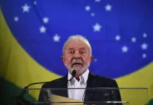 Lula rieletto presidente in Brasile, Bolsonaro contesta il risultato