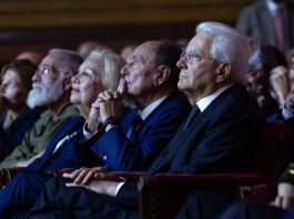 Al Teatro Massimo di Palermo l’anteprima del film su Biagio Conte alla presenza di Mattarella, il cast racconta le emozioni / Foto e Video