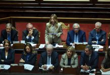 Ue, Meloni “Sul gasolio russo scelta rischiosa di Trump. La risposta sul costo dell’energia deve essere coordinata e rapida” / Video