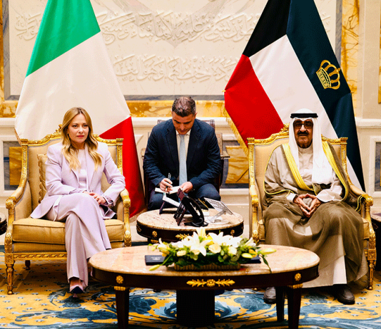 Meloni in Kuwait per un incontro con l’Emiro, emersa disponibilità a prorogare price cap Q8 sui carburanti