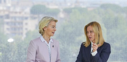 La lettera di Meloni a von der Leyen “Sui tetti alla spesa tenere conto dell’inflazione”. L’Ue “Già concesso maggiore flessibilità”