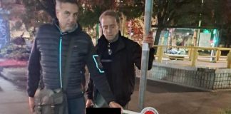 Chiedono 1.000 euro per restituire un cane smarrito, denunciati due giovani a Milano