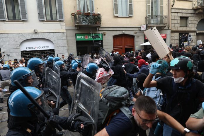 Milano, Manifestazione di