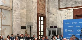 Lotta alla contraffazione, firmato un protocollo Mimit-Anci-Indicam. Urso “Serve una risposta globale a partire dai territori”