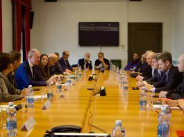 StarTech, Urso incontra i sindacati: “Lavoriamo per il rilancio del sito di Trieste”