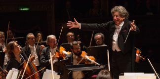 Al Teatro Massimo di Palermo il Maestro Ferro tra neoclassicismo e suoni del futuro