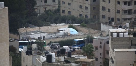 Cisgiordania, media “Palestinese ucciso durante un’incursione di coloni a nord di Nablus”