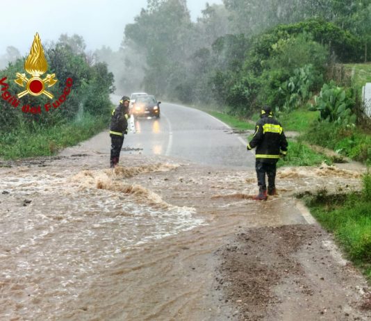 Vortice di maltempo sull’Italia, allerta arancione in sei regioni. Disagi in Liguria e Sardegna
