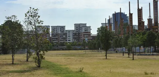 Giovane accoltellato e ucciso al Parco Dora a Torino, è caccia al killer